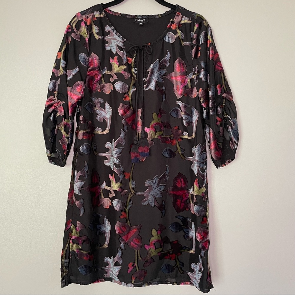 Tolani Colorful Velvet Floral Loose Fit Black Tunic Style Dress